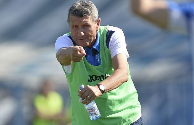 EXCLUSIV Vine „SMURD-ul” la U Cluj? Gigi Mulțescu, favorit să preia „șepcile roșii”