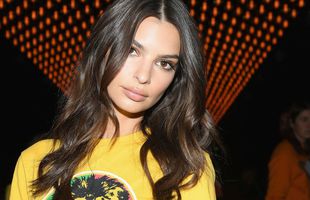 Emily Ratajkowski dezvăluie în premieră că a fost abuzată sexual: „Mi-era frig și i-am simțit textura blugilor pe picioare”