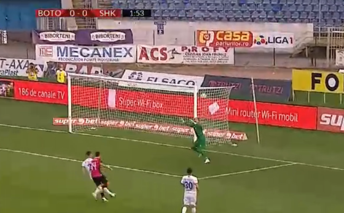 FC Botoșani - Shkendija. FOTO Start de coșmar pentru moldoveni! Încă o eroare comisă de portarul Eduard Pap, după golul de la peste 50 de metri încasat cu Dinamo