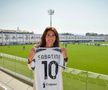 FOTO WOW Cum arată în prezent Gabriela Sabatini, sex-simbolul anilor '90: e fană Juventus