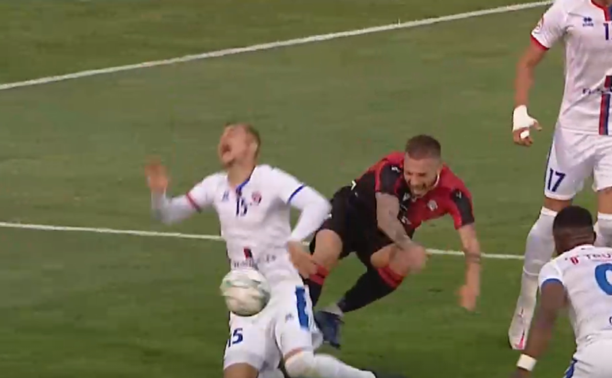FC Botoșani - Shkendija. FOTO Penalty refuzat românilor! Reacție categorică în direct la TV