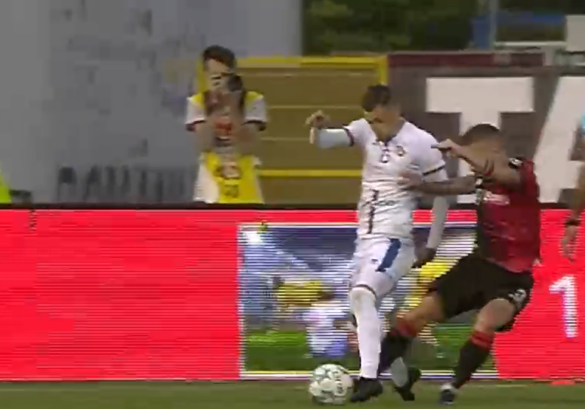 FC Botoșani - Shkendija. FOTO Penalty refuzat românilor! Reacție categorică în direct la TV