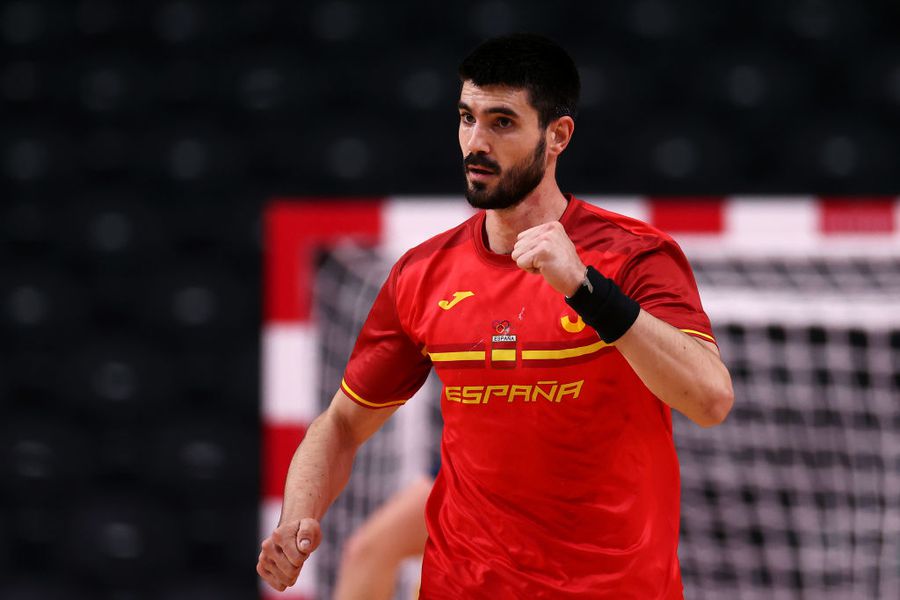 Eduardo Gurbindo, în tricoul Spaniei Dinamo pregătește încă un transfer de talie mondială » Negociază cu un campion european, câștigător al Ligii Campionilor cu Barcelona