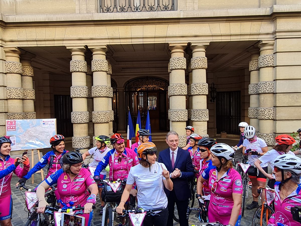 4.000 de kilometri pe bicicletă, între Paris și București