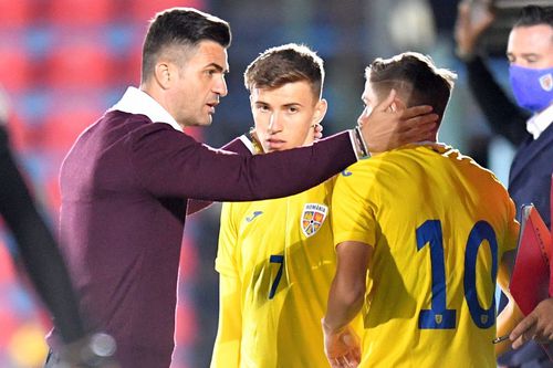 Florin Bratu (41 de ani) și Bogdan Lobonț (43 de ani) au anunțat jucătorii chemați la reprezentativele U21 și U20, pentru meciurile din luna octombrie.