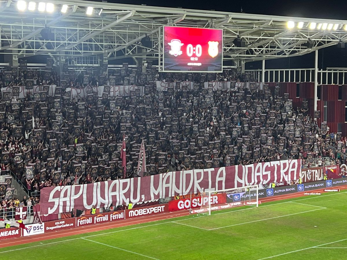 Ce scenografie au pregătit fanii Rapidului, după incidentele de la meciul cu FCU Craiova: „Săpunaru, mândria noastră!”