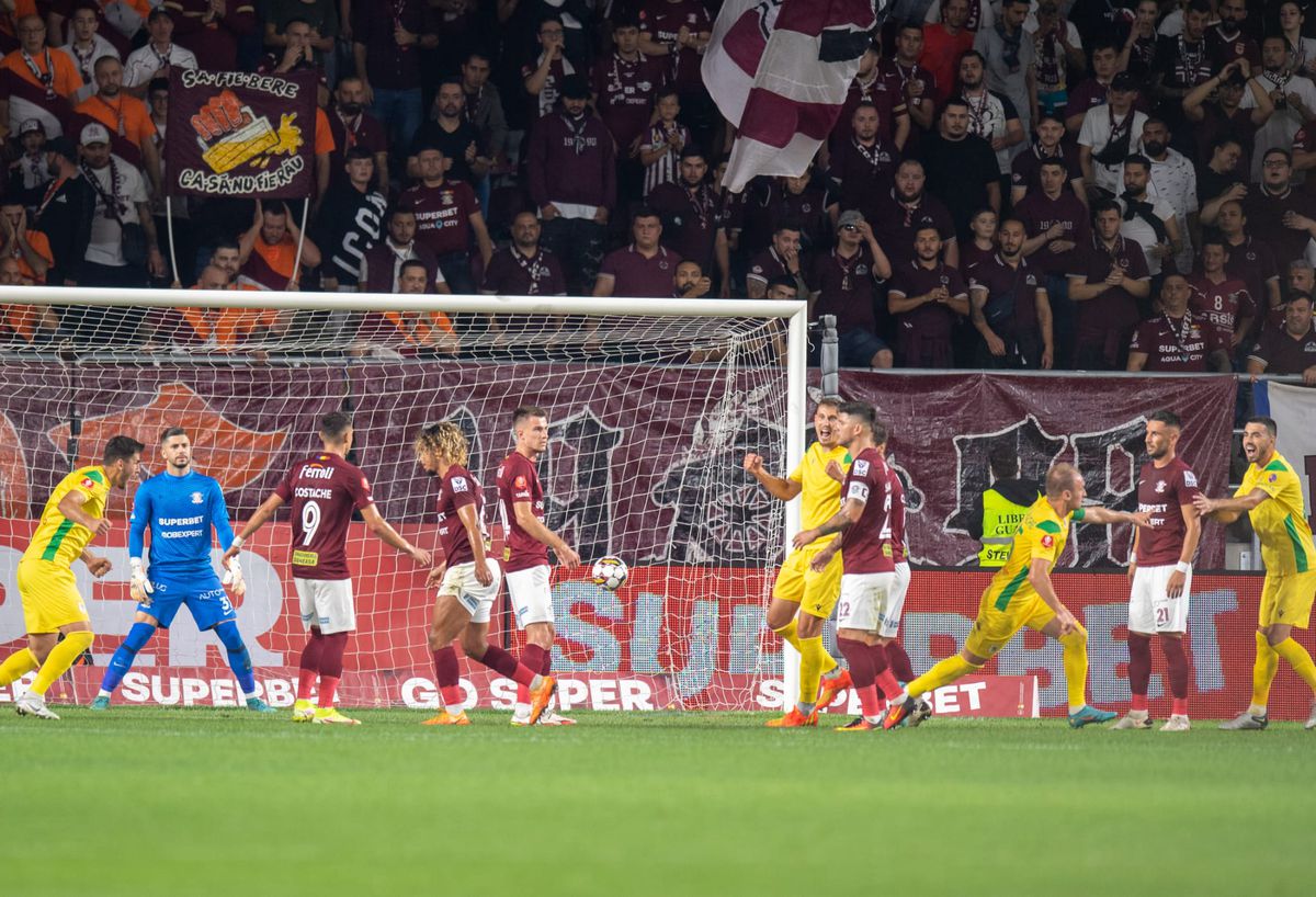 Fotbalistul remarcat de Răducioiu în Rapid - Mioveni: „E interesant”