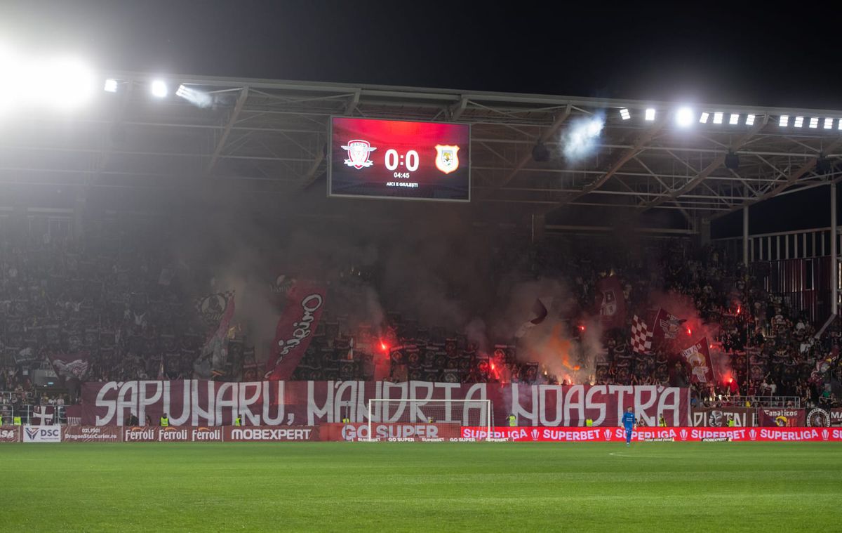 Ce scenografie au pregătit fanii Rapidului, după incidentele de la meciul cu FCU Craiova: „Săpunaru, mândria noastră!”