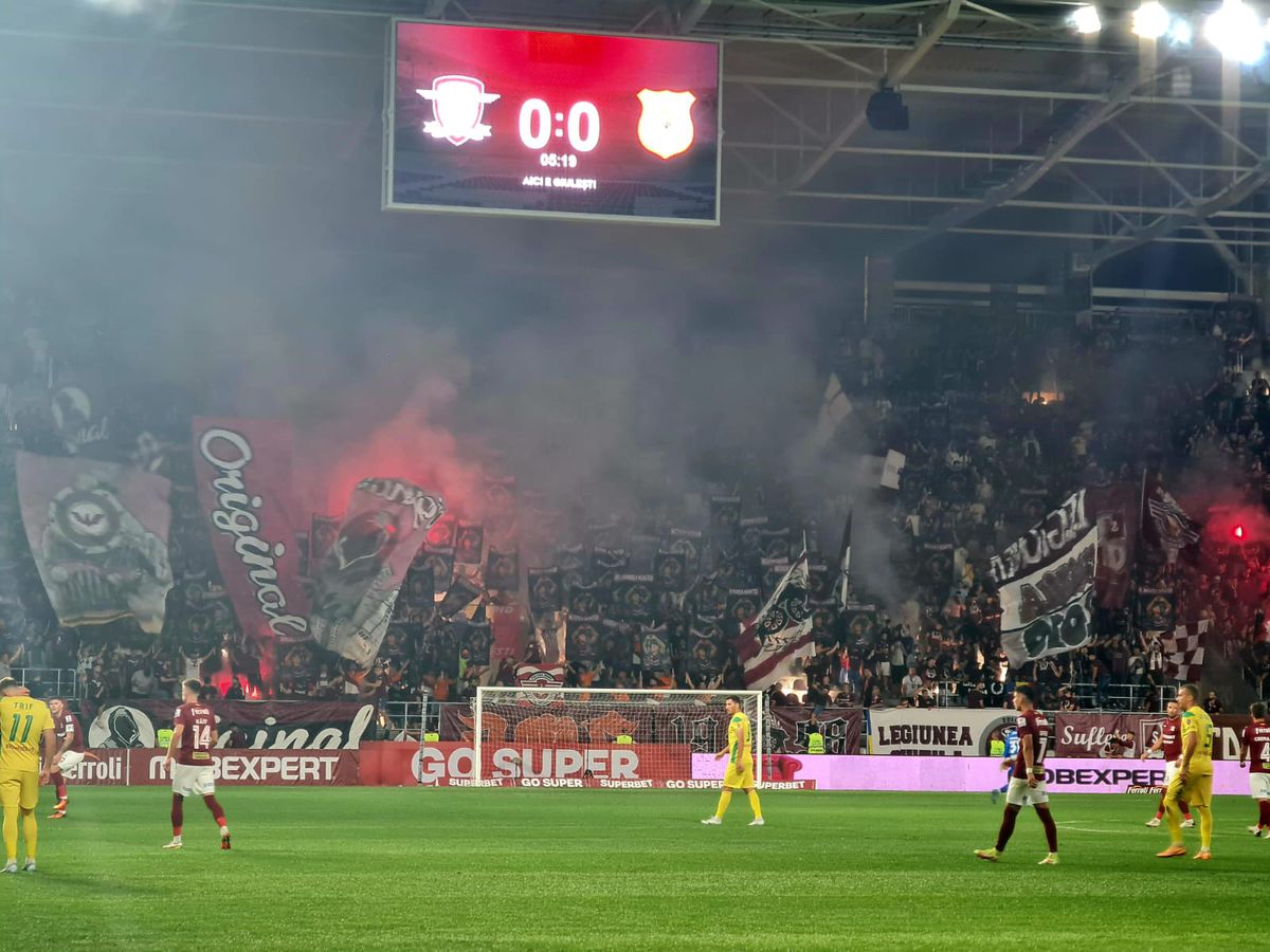 Ce scenografie au pregătit fanii Rapidului, după incidentele de la meciul cu FCU Craiova: „Săpunaru, mândria noastră!”