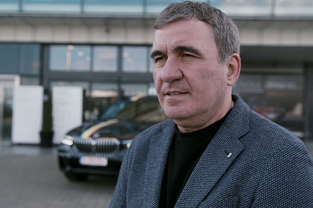 Gică Hagi a venit la stadion în BMW-ul ediție specială, înainte de Farul - FCSB