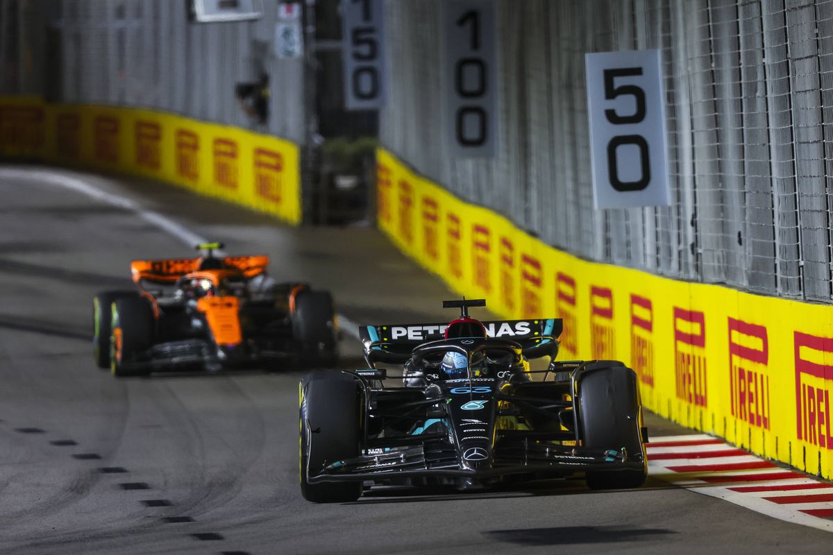 Carlos Sainz, victorie în Marele Premiu de Formula 1 din Singapore după o cursă perfectă! Norris și Hamilton, pe podium