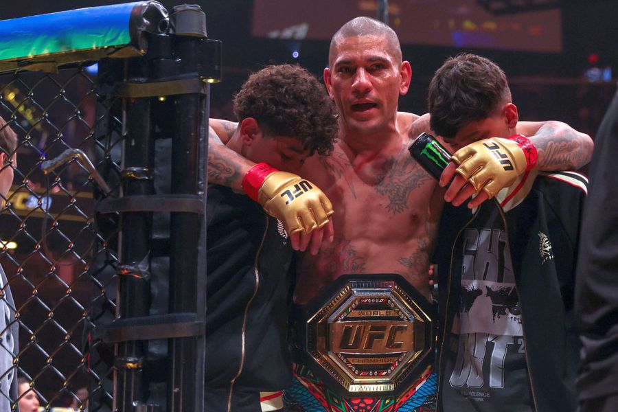 Alex Pereira și-a prelungit contractul cu UFC. Ce urmează pentru fostul campion din Glory