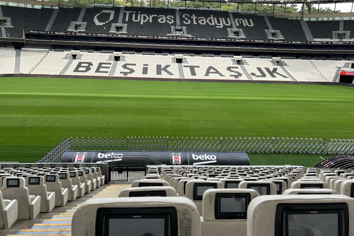 „După 10 etape, se întrebau dacă a venit Zidane!” » Fosta vedetă a naționalei, despre impactul avut în străinătate: „Vine unu' din Romania și le ia fața tuturor!”