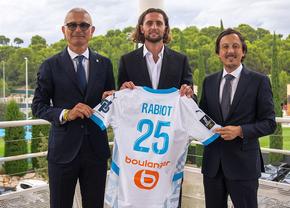 După 5 ani la Juventus, Rabiot a semnat unde nu se aștepta nimeni! Mama l-ar fi făcut să piardă transferul la un colos european