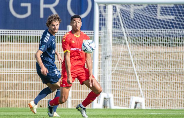 Petrolul a transferat un internațional » Fundașul din Ligue 2, prezentat: „Bun venit!”