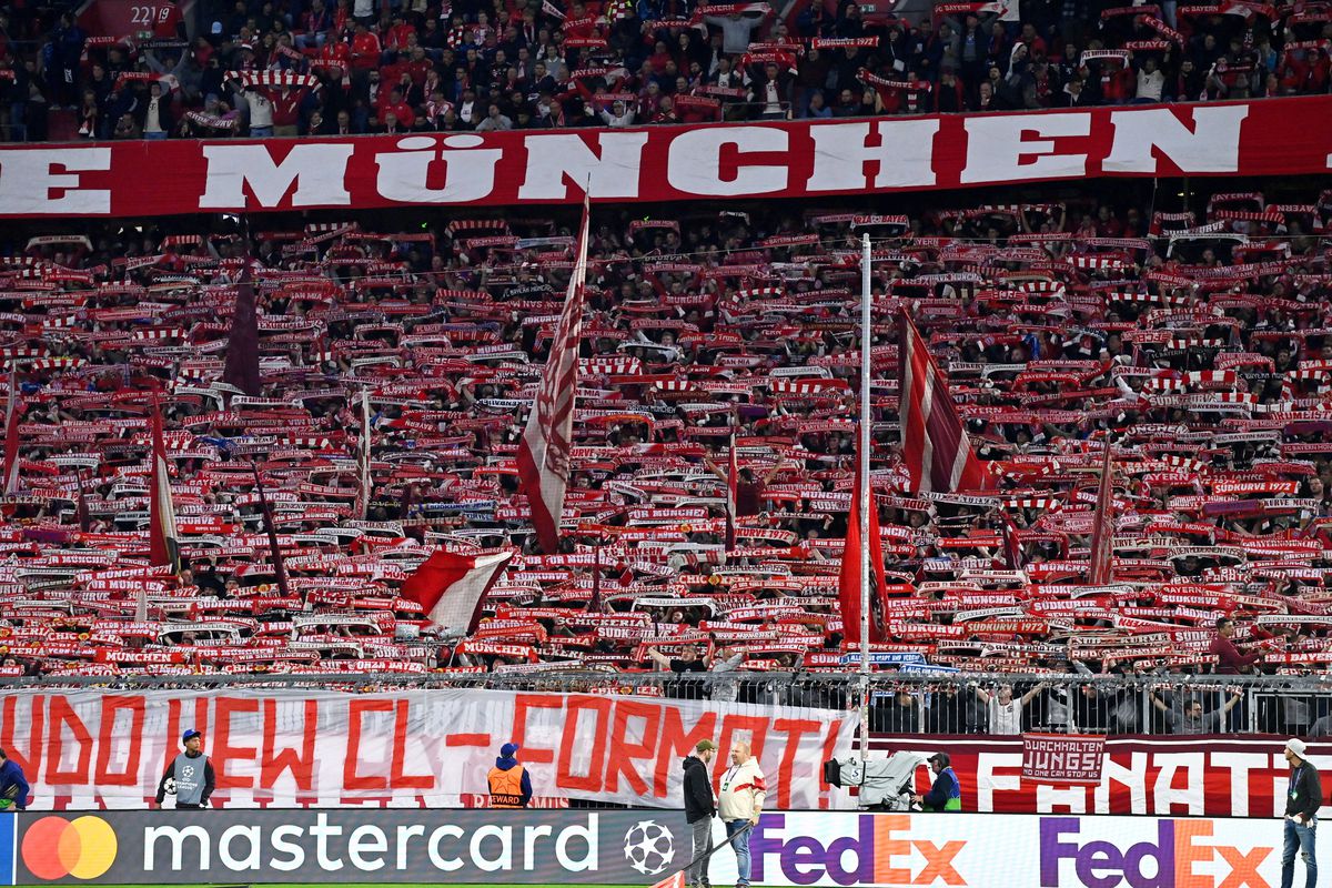 Protest în prima seară cu noul format de Liga Campionilor: „Du-te dracului, UEFA!”