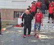 Ultima oară pe „Dinamo”: tur de onoare cu sicriul lui Gigi Mulțescu » Imagini tulburătoare: fostul lider din anii '80, venit în baston, a izbucnit în lacrimi