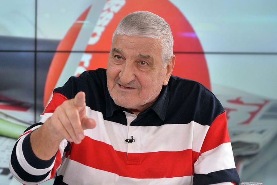 Rică Răducanu, legenda Rapidului „Am trăit în cartierul de pușcăriași” » Florin Gâtejan, dezvăluiri din culisele fotbalului românesc și legăturile cu lumea interlopă: „Giovanni Becali n-a fost bișnițar. Erau «Ciungul», Gicu «Banditul» și «Veselie», te mâncau!”