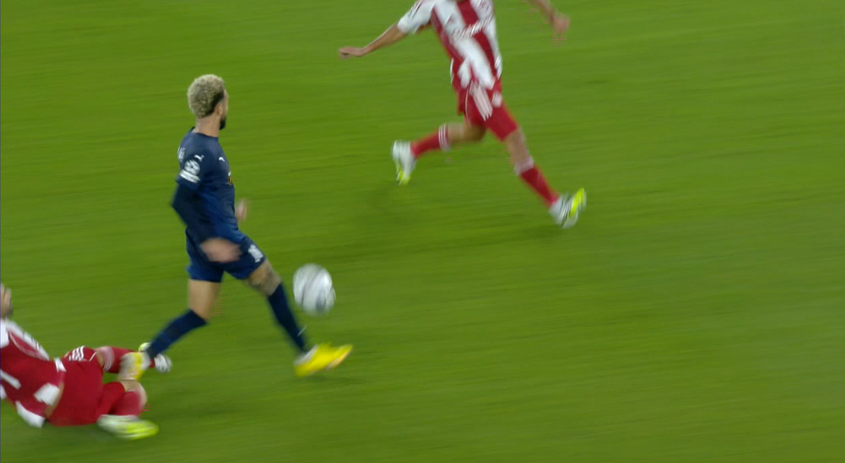 Toate rezultatele serii în Liga Campionilor » Echipa lui Vlad Dragomir scoate un punct istoric în Liga Campionilor, sub privirile lui Istvan Kovacs