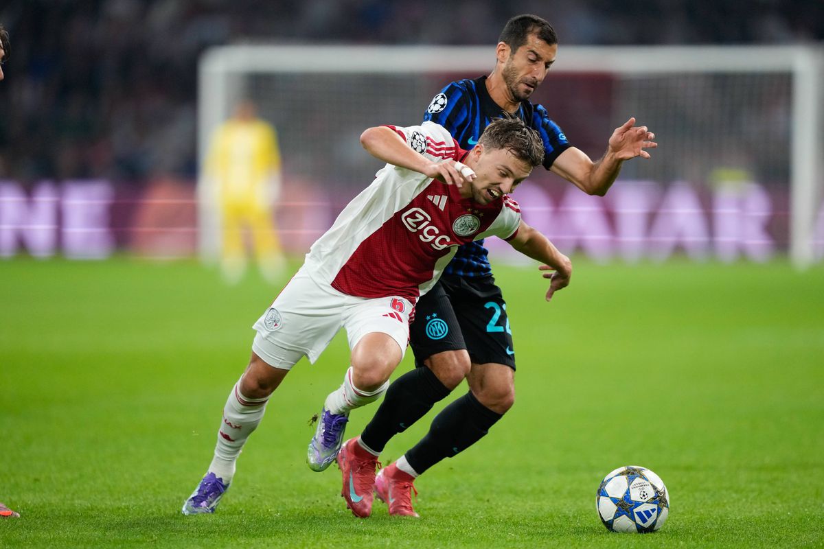 Surpriză! Jucătorul lăudat de Chivu după Ajax - Inter: „A făcut o partidă mare, merită toate laudele!”