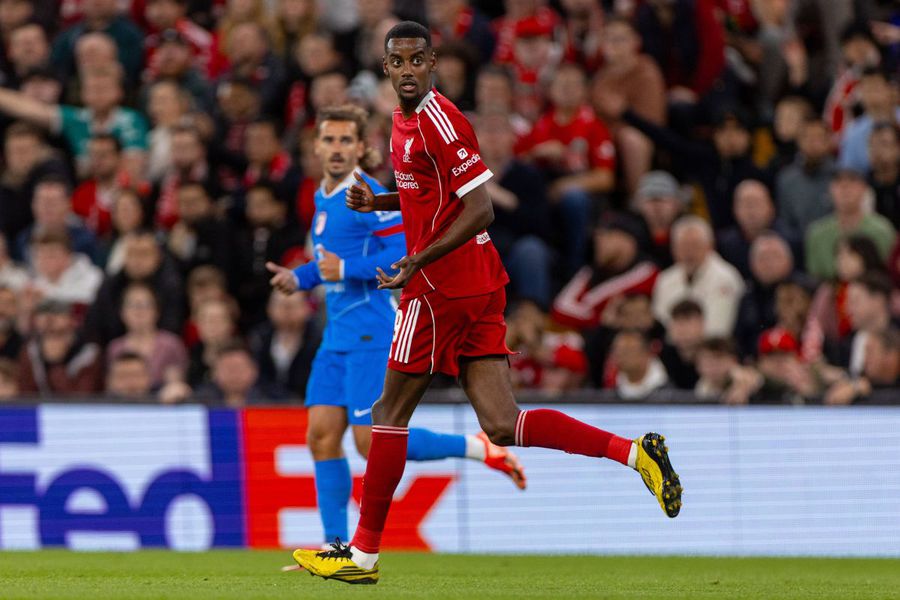 Alexander Isak în Liverpool - Atletico Madrid / Foto: Imago Arne Slot i-a transmis un mesaj jucătorului transferat pe o sumă record Liverpool: „Îl putem judeca în mod realist”