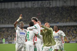 Fără Ianis Hagi, Alanyaspor a obținut un rezultat mare pe terenul lui Fenerbahce