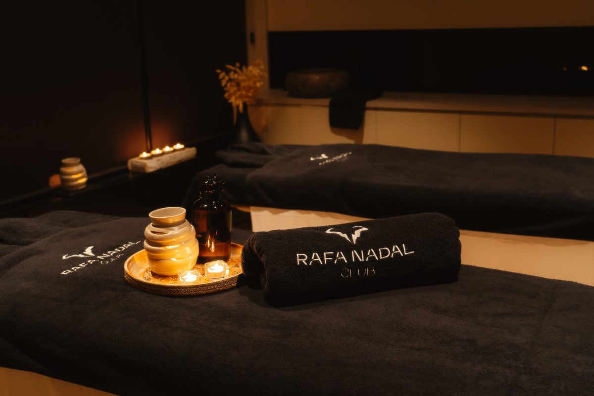 Cât costă să te antrenezi la academia lui Rafael Nadal?