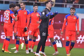 FCSB, dată în judecată de fostul jucător » Suma pentru care s-a ajuns la comisiile FRF