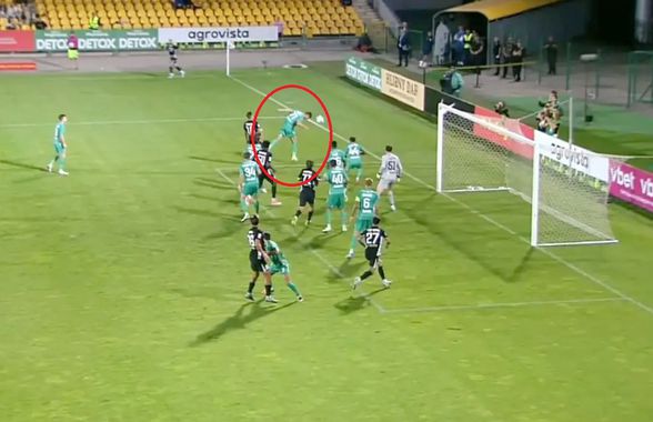 Nu se putea mai rău! Atacat de fanii lui Dinamo Kiev, Blănuță și-a dat AUTOGOL!