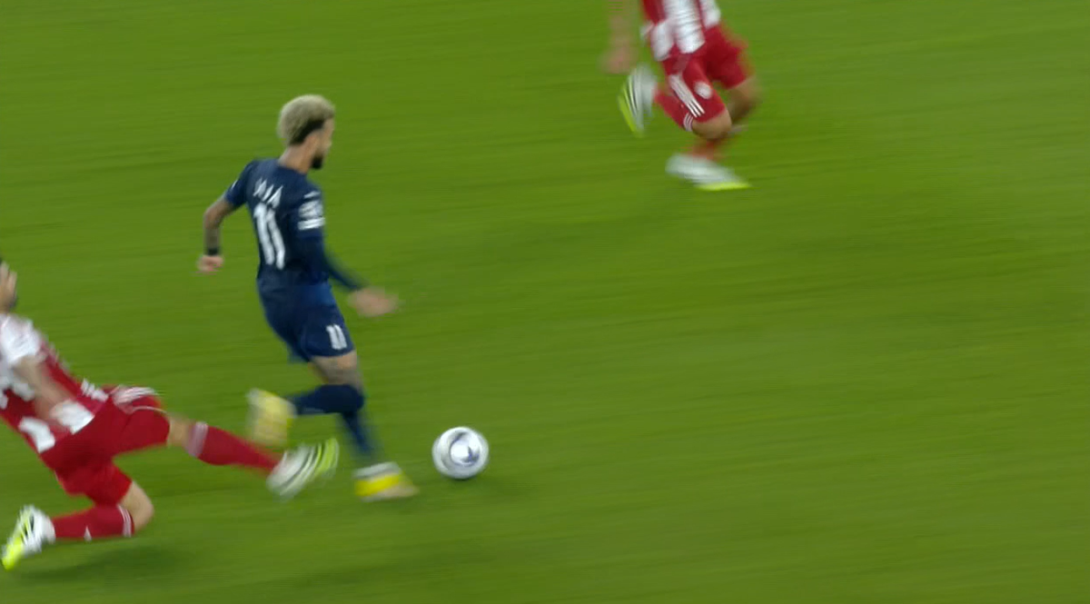 Toate rezultatele serii în Liga Campionilor » Echipa lui Vlad Dragomir scoate un punct istoric în Liga Campionilor, sub privirile lui Istvan Kovacs