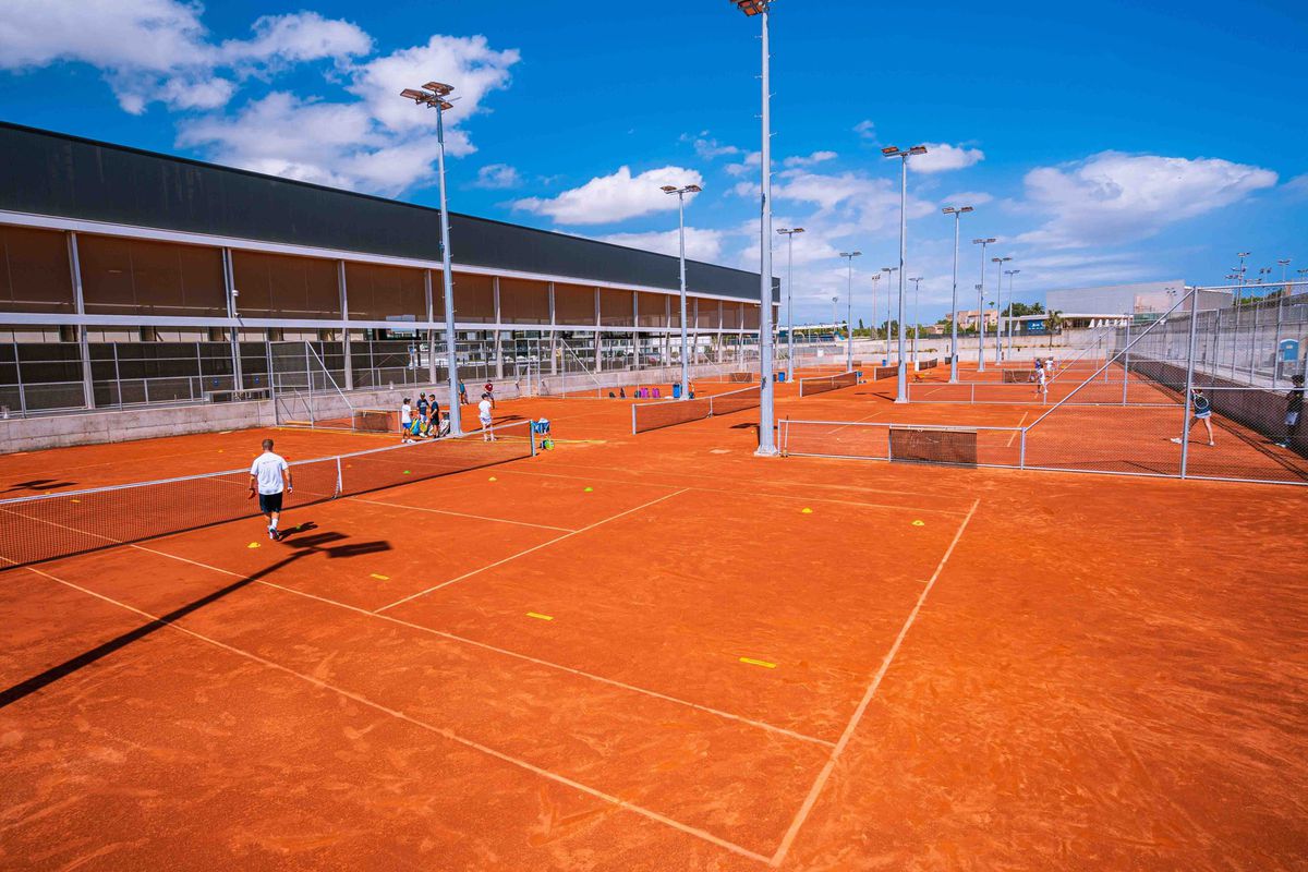 Cât costă să te antrenezi la academia lui Rafael Nadal?