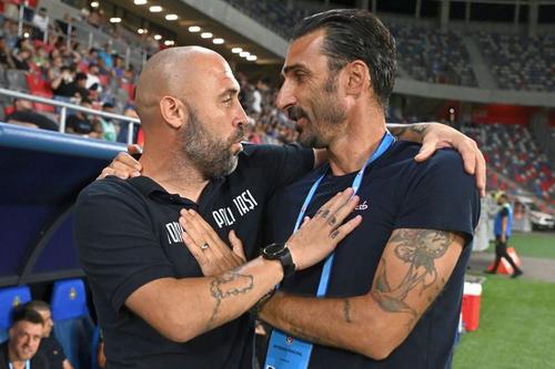 Tony da Silva (stânga) și Elias Charalambous (dreapta)