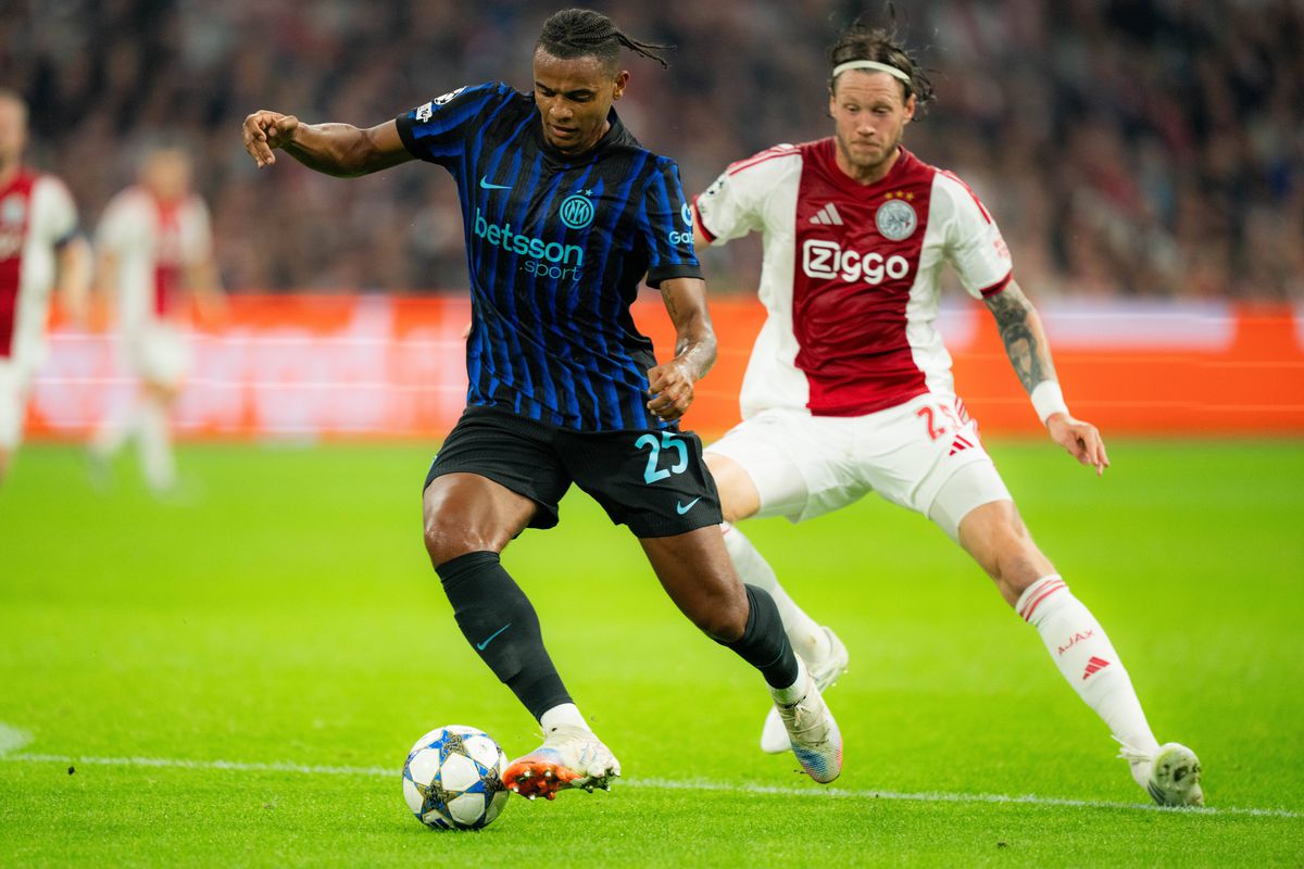 Surpriză! Jucătorul lăudat de Chivu după Ajax - Inter: „A făcut o partidă mare, merită toate laudele!”