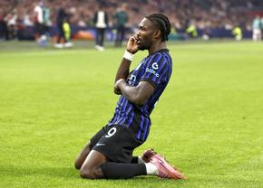 Ajax - Inter 0-2 » Thuram i-a oferit lui Cristi Chivu un debut fericit ca antrenor în Liga Campionilor