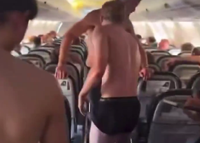 Au oferit imaginile săptămânii în Liga Campionilor » Toți fotbaliștii au rămas în chiloți în avion