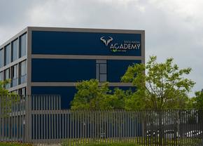 Cât costă să te antrenezi la academia lui Rafael Nadal?
