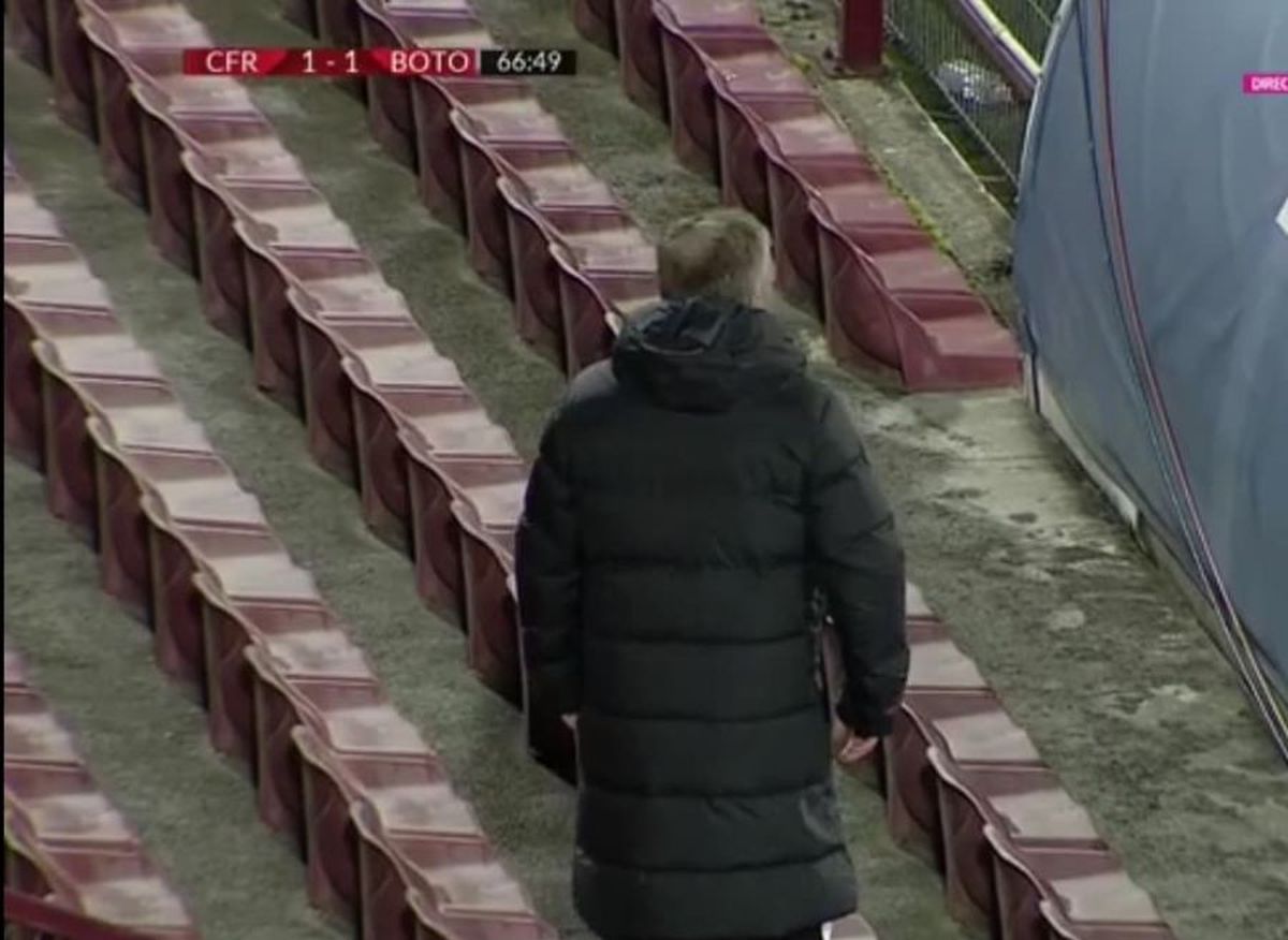 FOTO Dan Petrescu, trimis în tribune de Sebastian Colțescu! De ce s-a enervat antrenorul campioanei