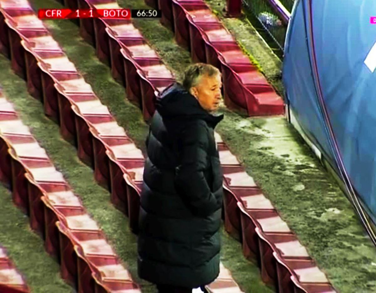 FOTO Dan Petrescu, trimis în tribune de Sebastian Colțescu! De ce s-a enervat antrenorul campioanei