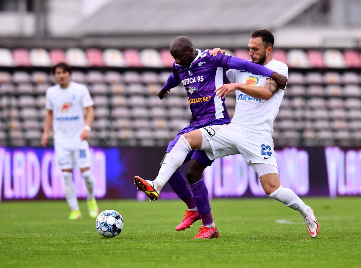 FC Argeș - Farul 2-1. Hagi, învins în orașul lui Dobrin / Imagini surprinse de fotoreporterul GSP