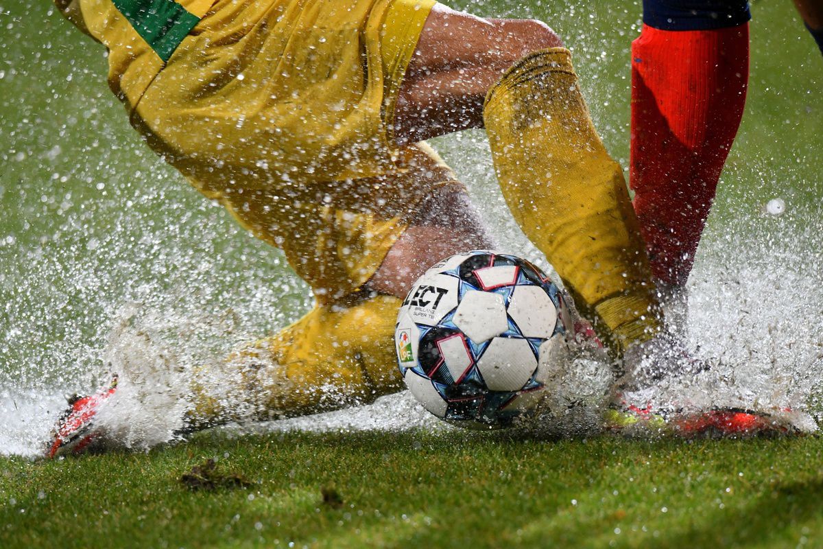 Adrian Porumboiu intervine în războiul CSA Steaua-FCSB: „Suntem Coreea de Nord dacă am ajuns să ne dicteze Armata!” + Comparația cu Roma, Lyon și San Sebastian