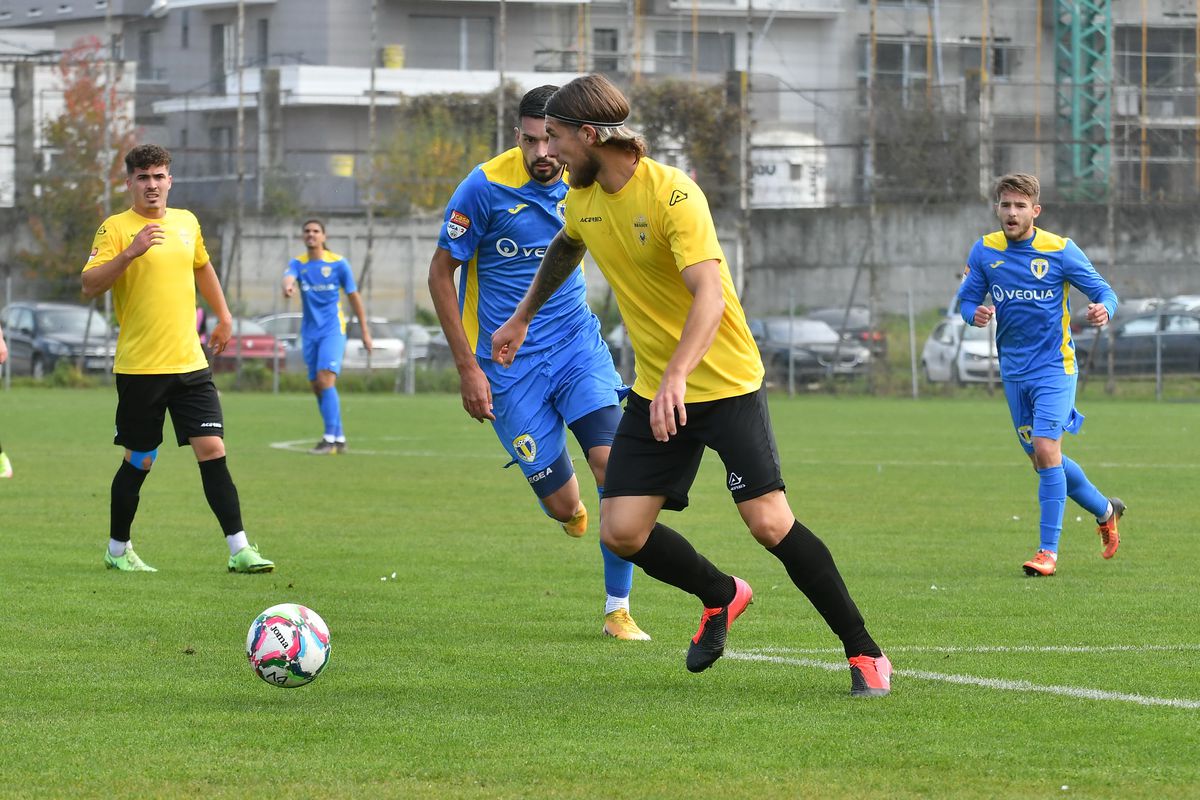 FC Brașov - Petrolul // FOTO: Bogdan Bălaș