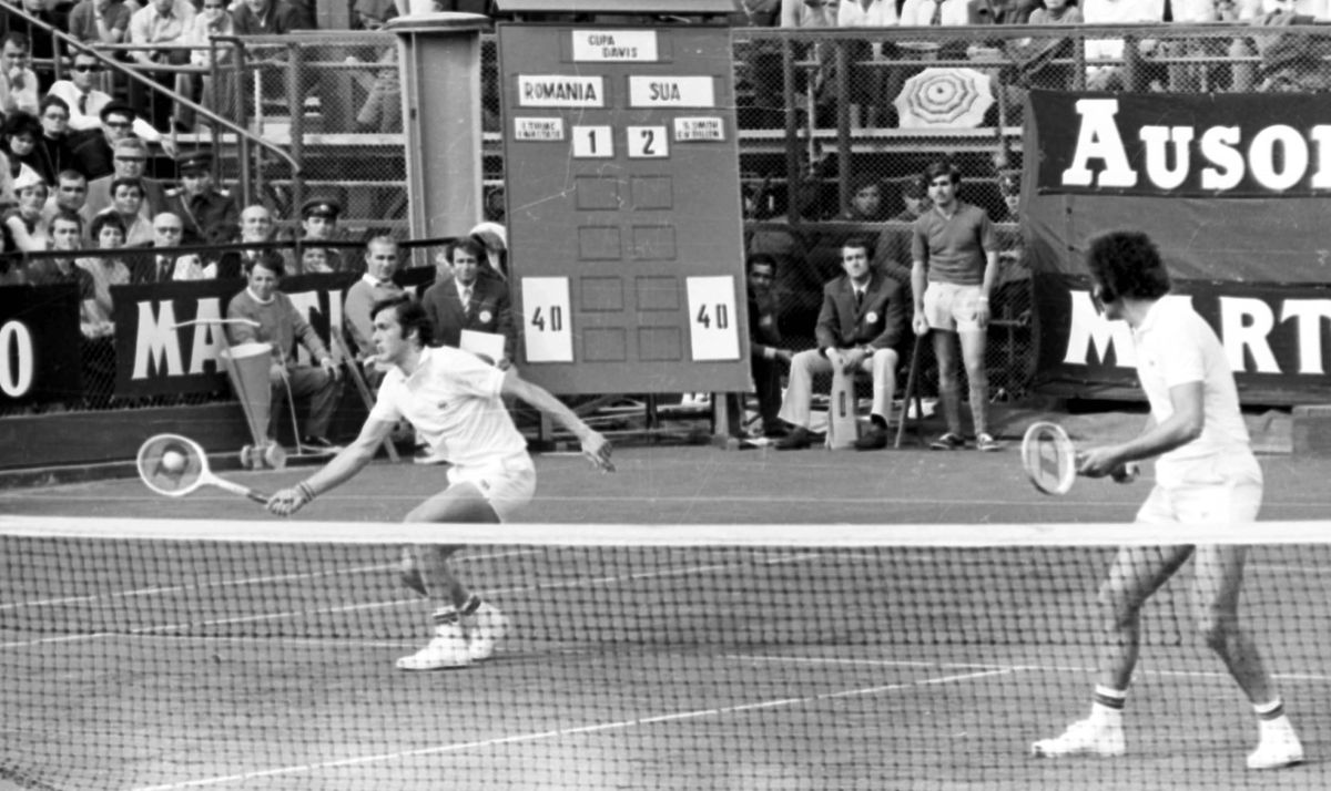 Ilie Năstase și Ion Țiriac, protagoniștii celebrei finale de Cupa Davis ratate în '72, fac declarații spectaculoase: „N-am știut să-l stăpânesc pe Năstase, trebuia să trimit Securitatea după el” + „Îmi reproșez că am ajuns prea târziu la București!”