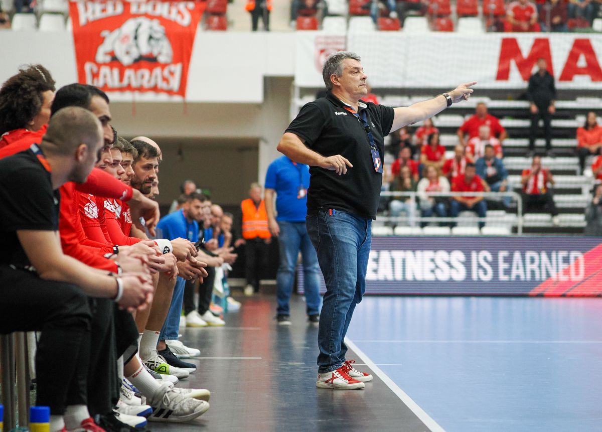 Cele mai spectaculoase imagini din Dinamo - Izvidac, EHF European League