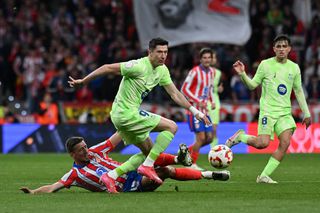 În conflict cu Barcelona, Lewandowski ar putea ajunge la Madrid!