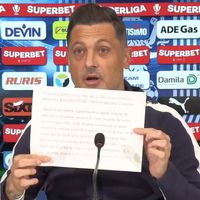 Rădoi vs. Lucescu