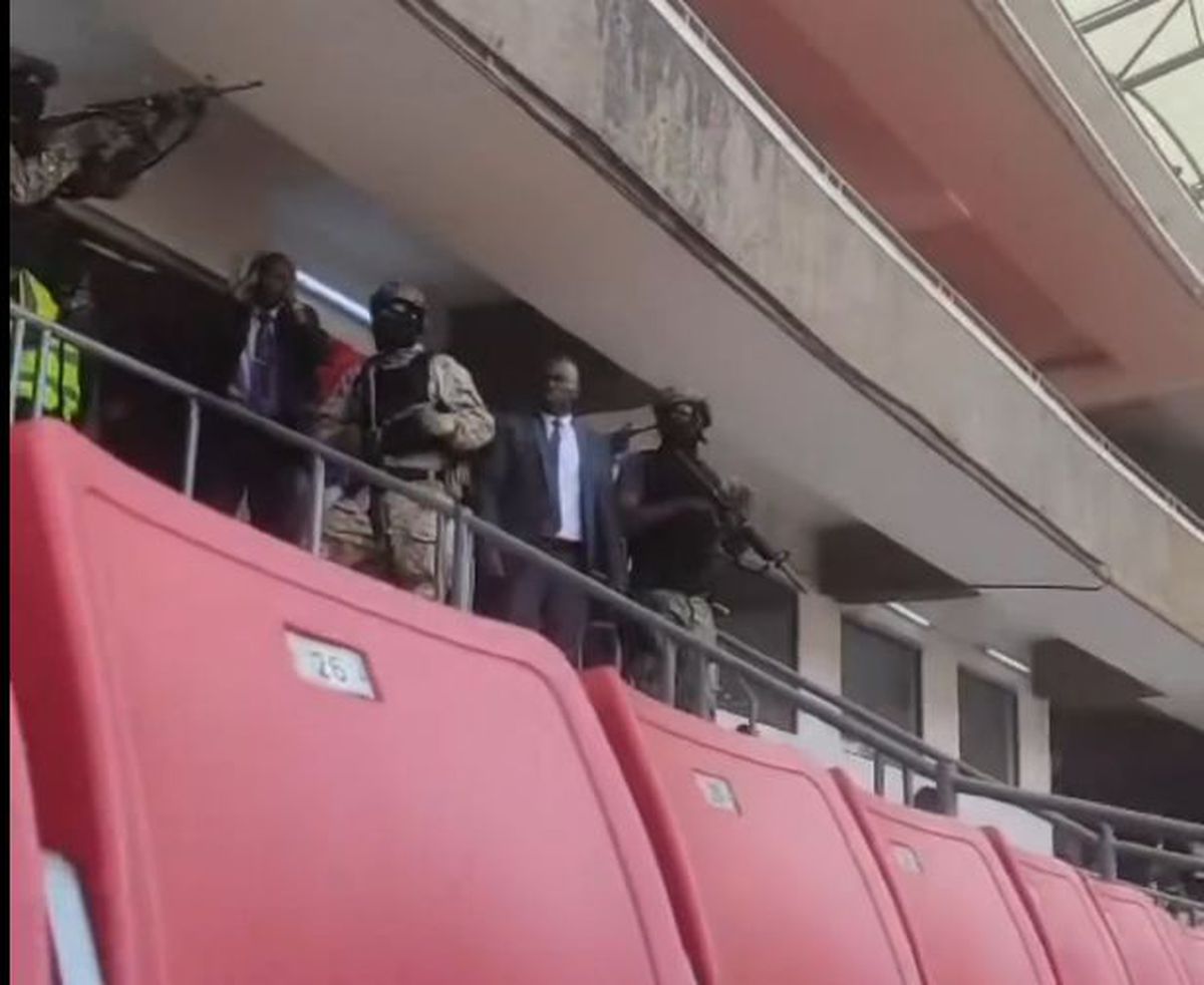 Meciul lui Laurențiu Reghecampf, în pericol după protestele din Kenya