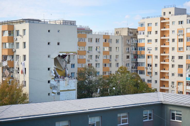 Bloc explodat în cartierul Rahova, foto: Imago