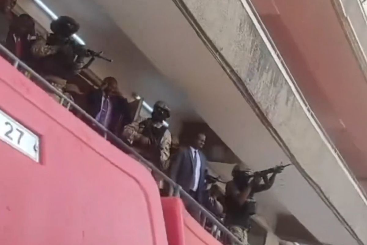 Meciul lui Laurențiu Reghecampf, în pericol după protestele din Kenya