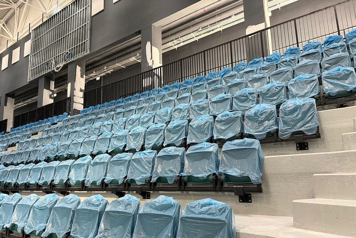 Imagini din interior cu Sala Polivalentă de 35 de milioane de euro, gata „în proporție de peste 90%”