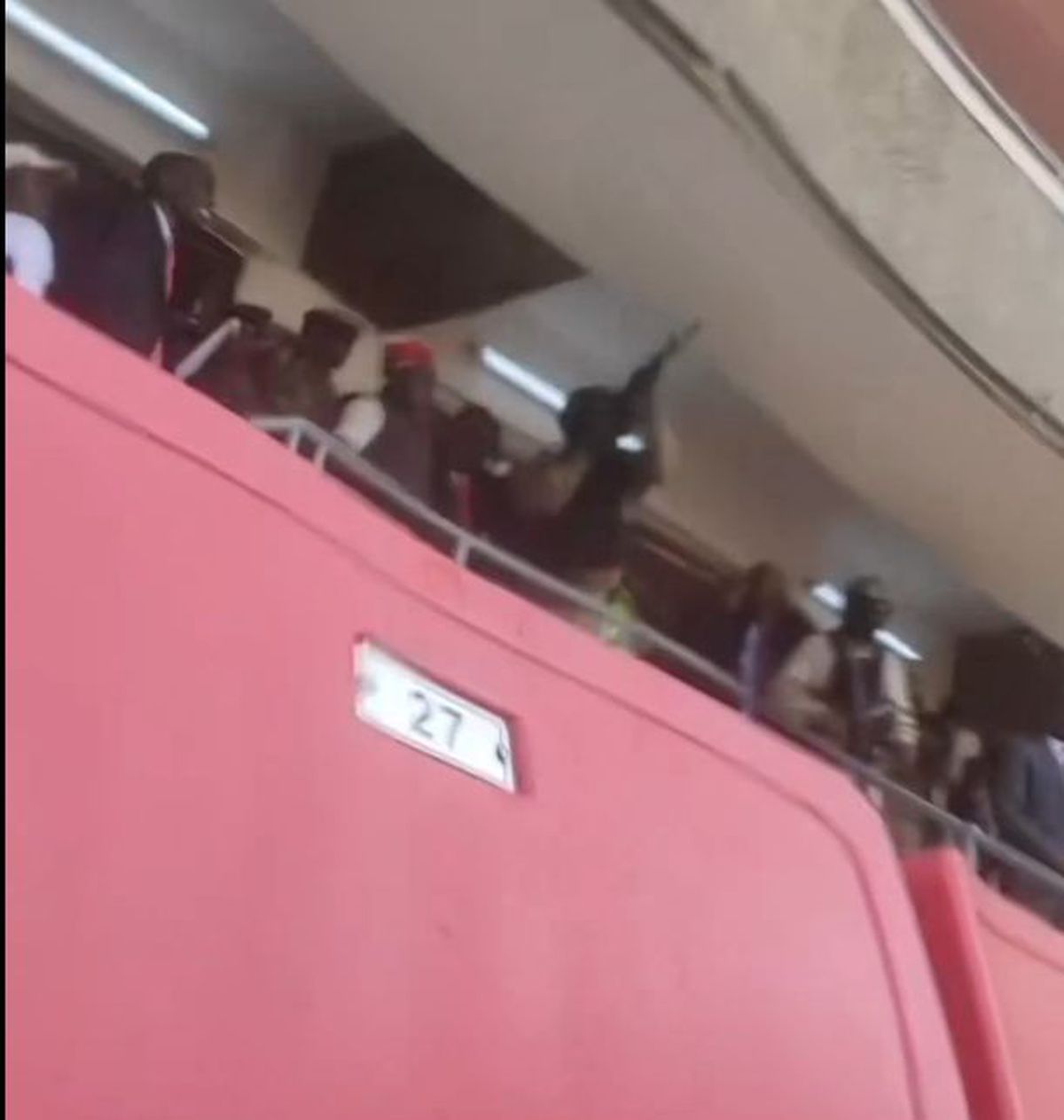 Situație incredibilă pentru Laurențiu Reghecampf » Proteste violente în capitala Kenyei: s-au tras focuri de armă înaintea meciului din Liga Campionilor